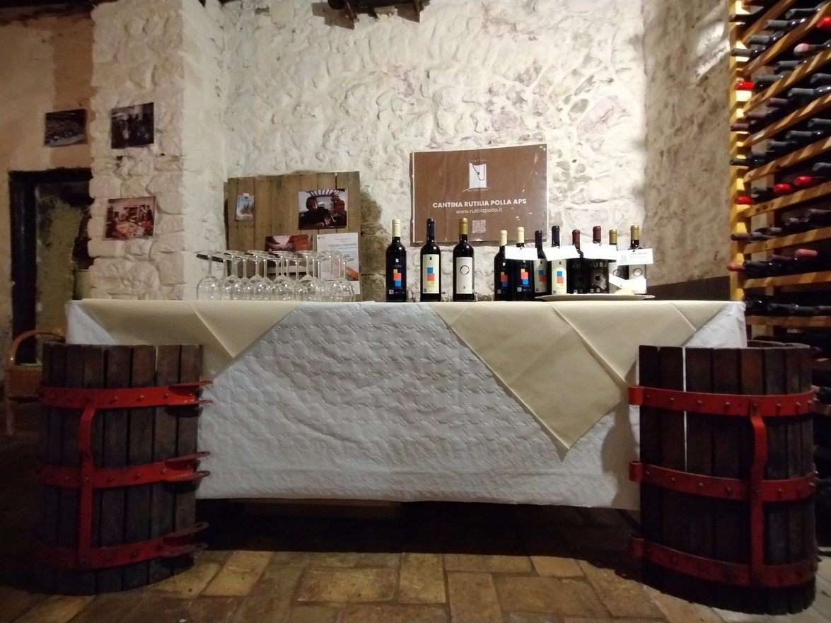 Cantina Rutilia Polla